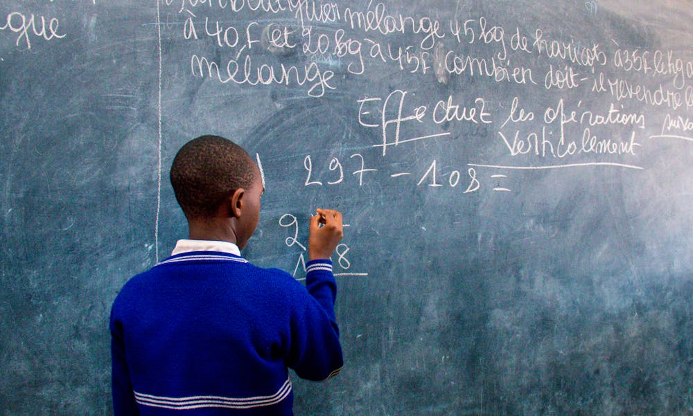 På tross av utbredt fattigdom har Burundi lykkes med å få flere barn på skolen. Foto: CCBY GPE/Ingomag/Global Partnership for Education - GPE // Flickr